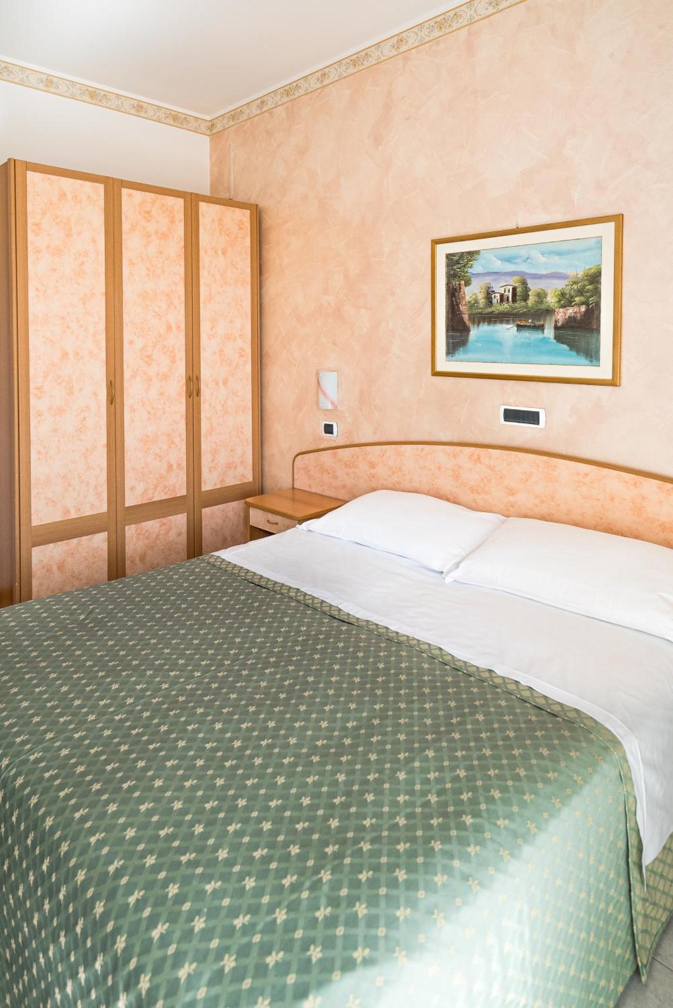 Hotel Joli 알바아드리안티카 외부 사진